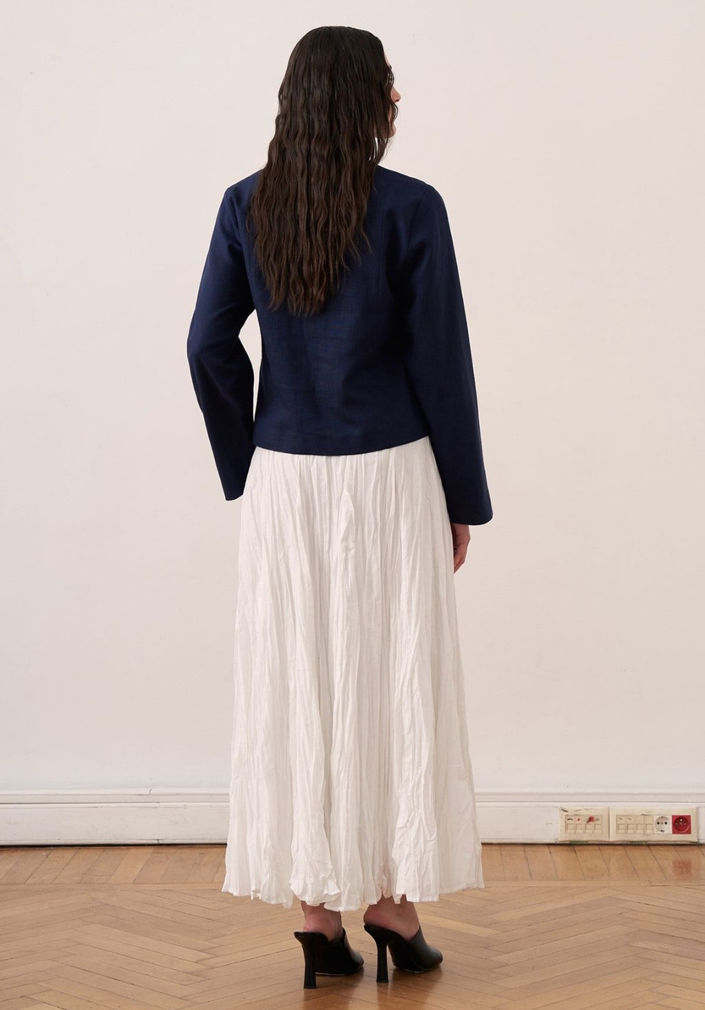 Como Buttoned Linen Blazer - Navy