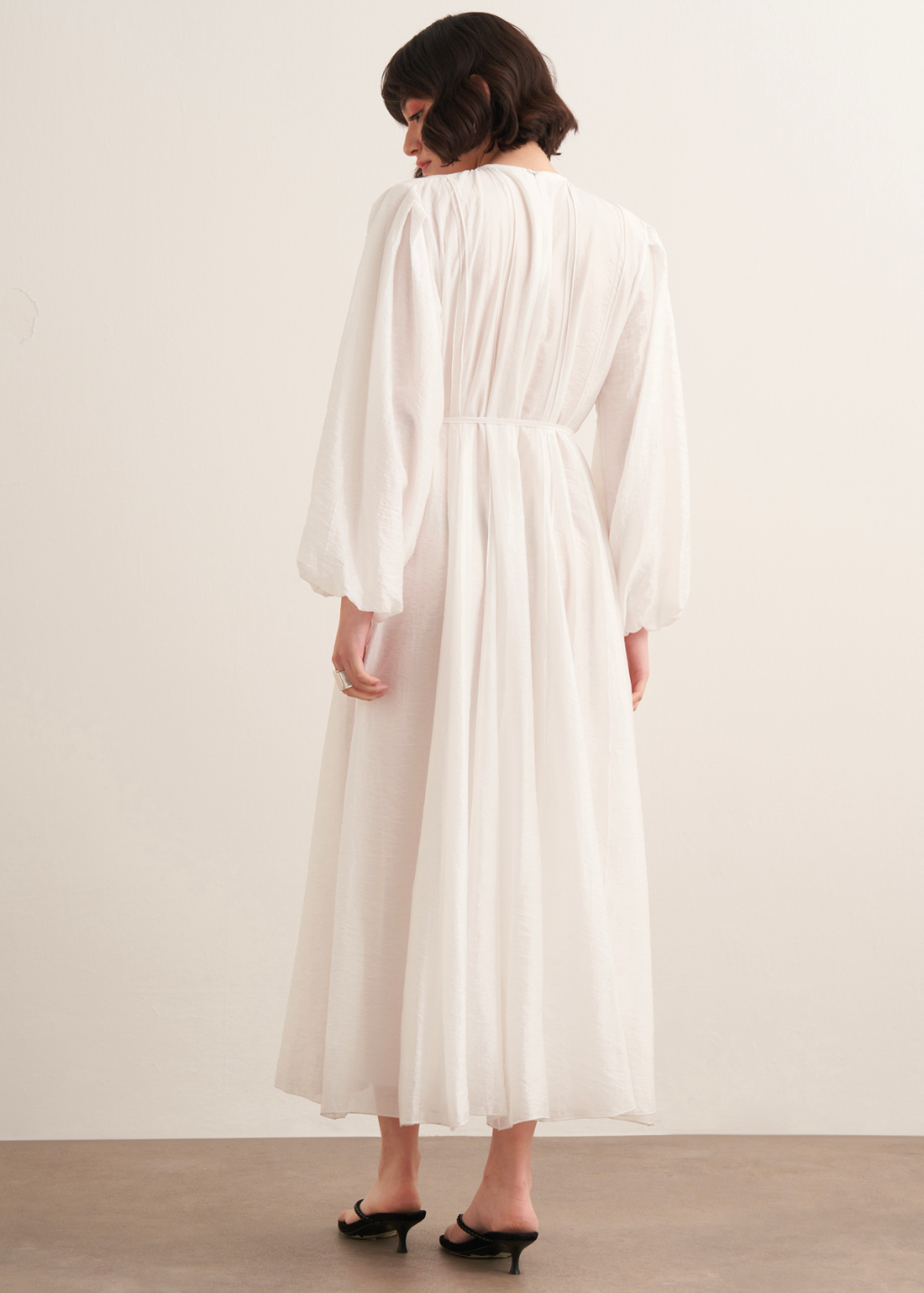 Maria Pintuck Detail Maxi Dress - Ecru