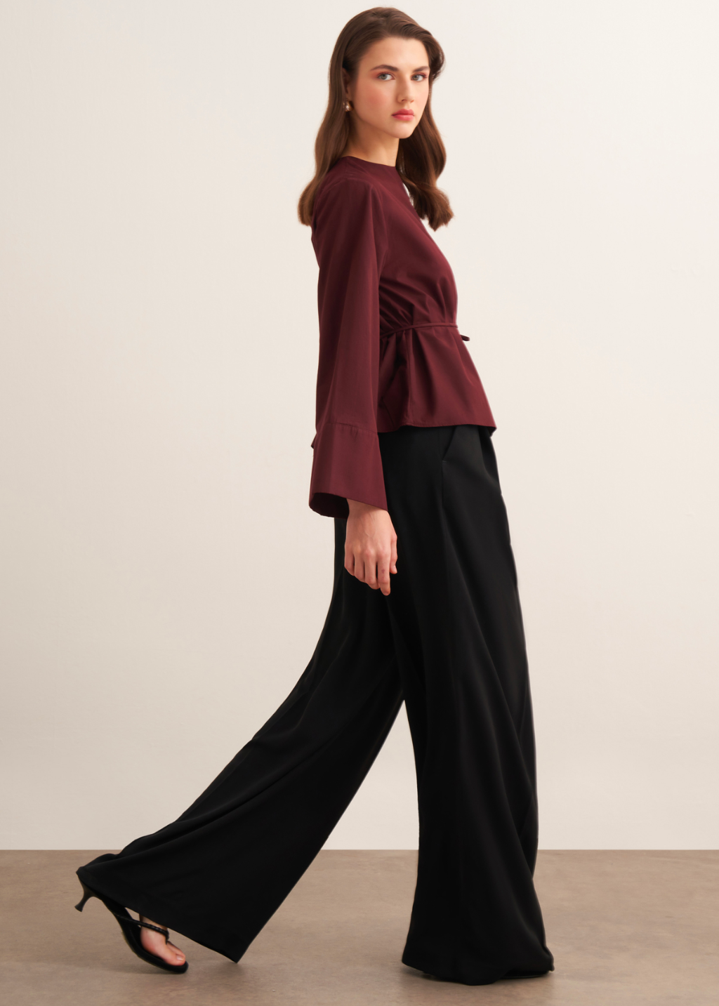 Anna Asymmetric Tie-Waist Poplin Blouse – Burgundy