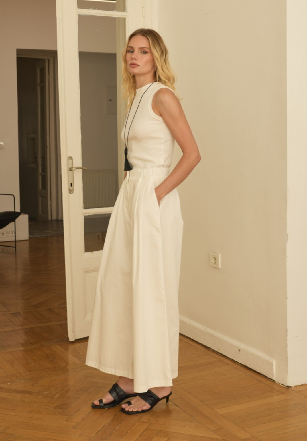 Ecru Front-Pleated Culotte Trousers
