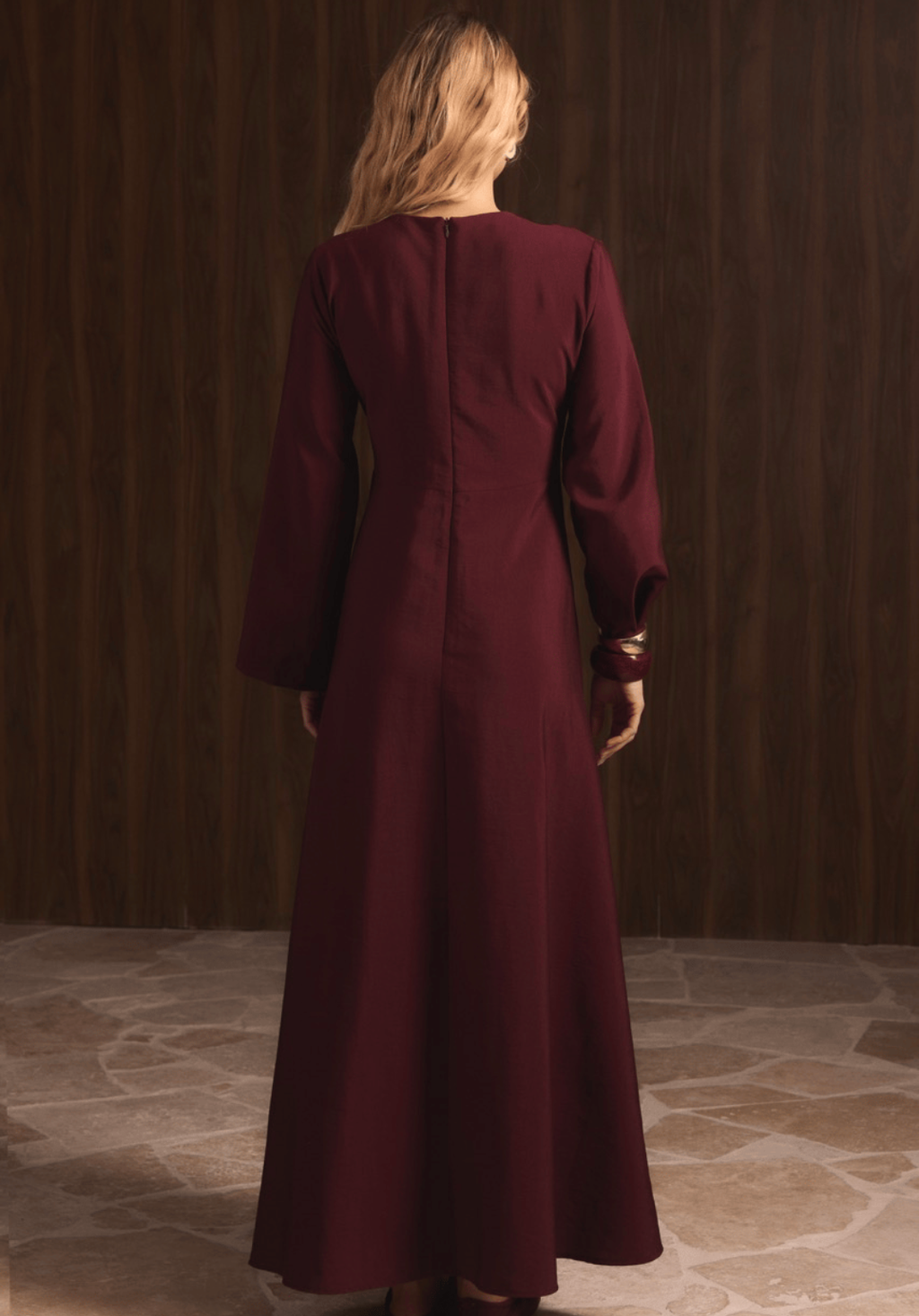 Zoya Brooch Maxi Dress Burgundy