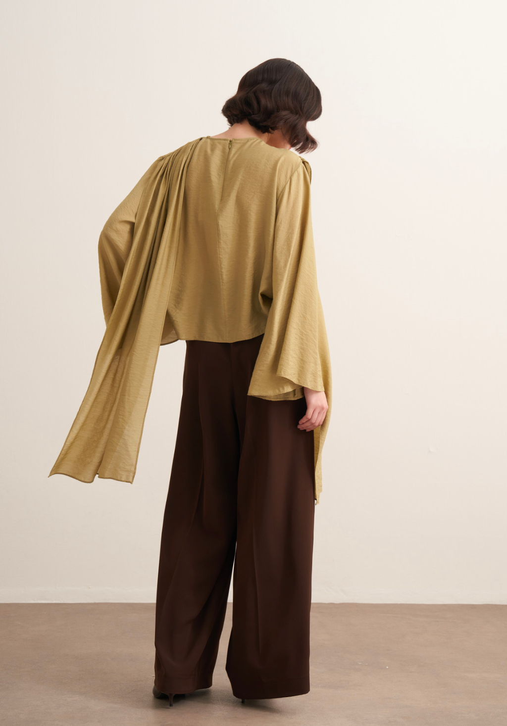 Novi Shawl Detail Blouse Olive