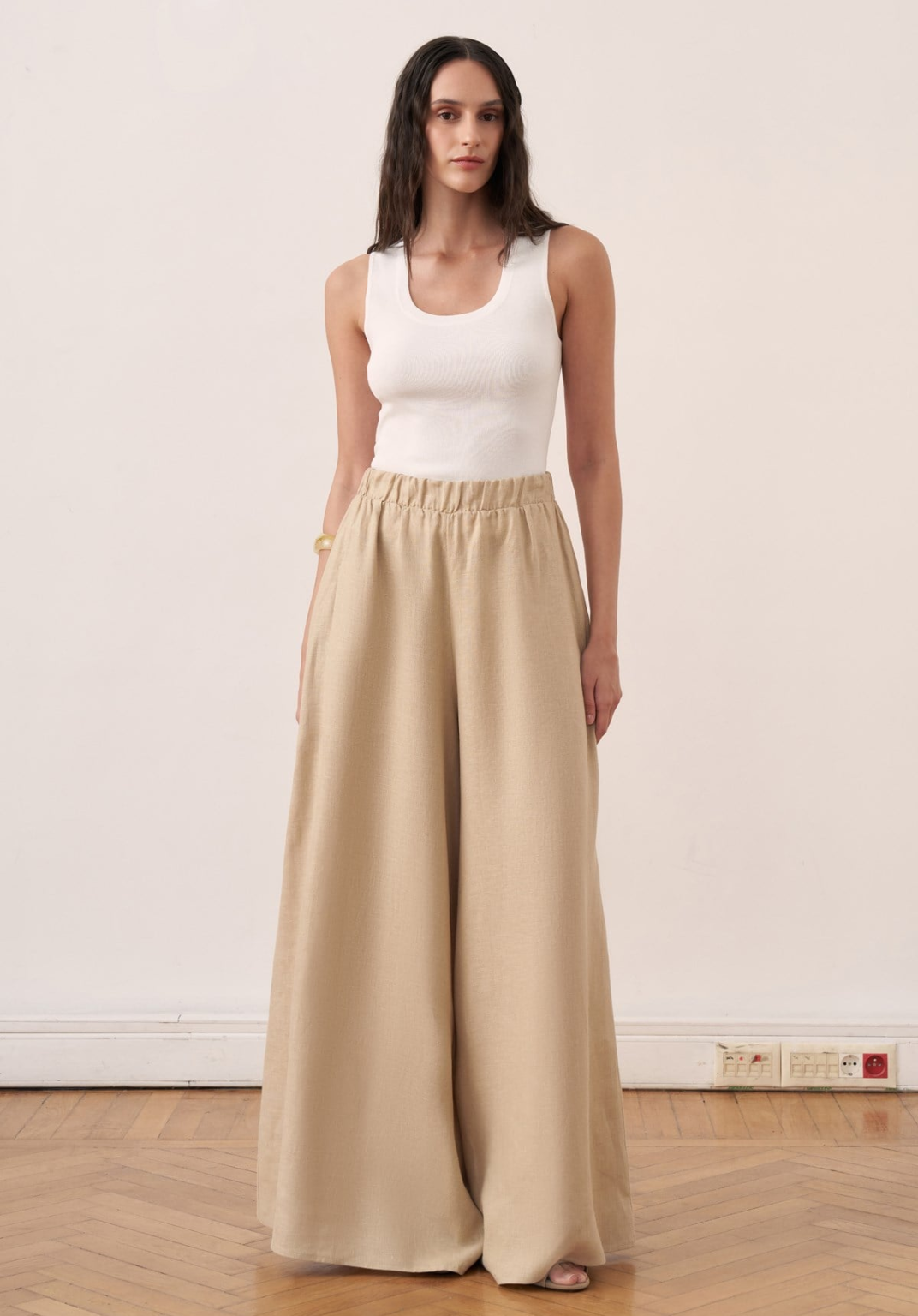 Rula Elastic Waist Linen Trousers - Beige