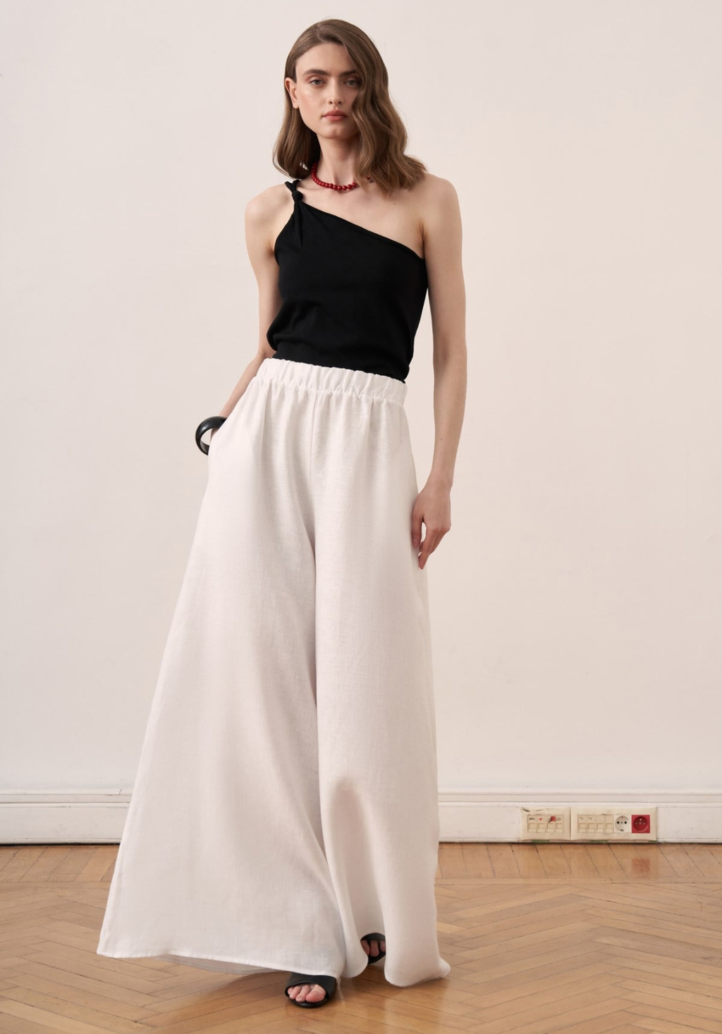 Rula Elastic Waist Linen Trousers - White