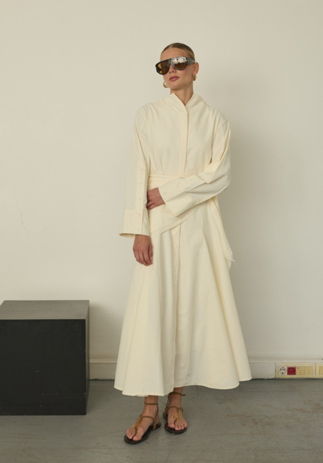 Vanilla Dress with Detachable Scarf Accessory