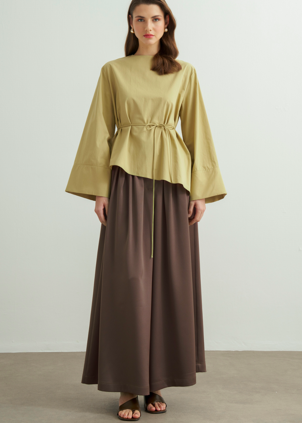 Anna Asymmetric Tie-Waist Poplin Blouse – Green