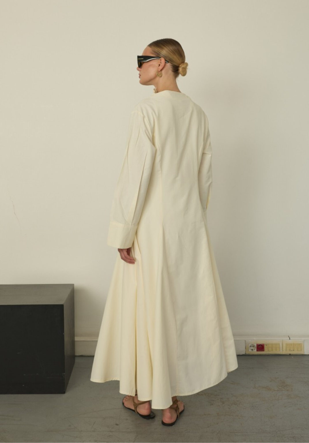Vanilla Dress with Detachable Scarf Accessory