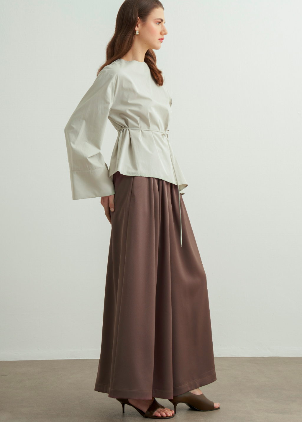 Anna Asymmetric Tie-Waist Poplin Blouse – Sage
