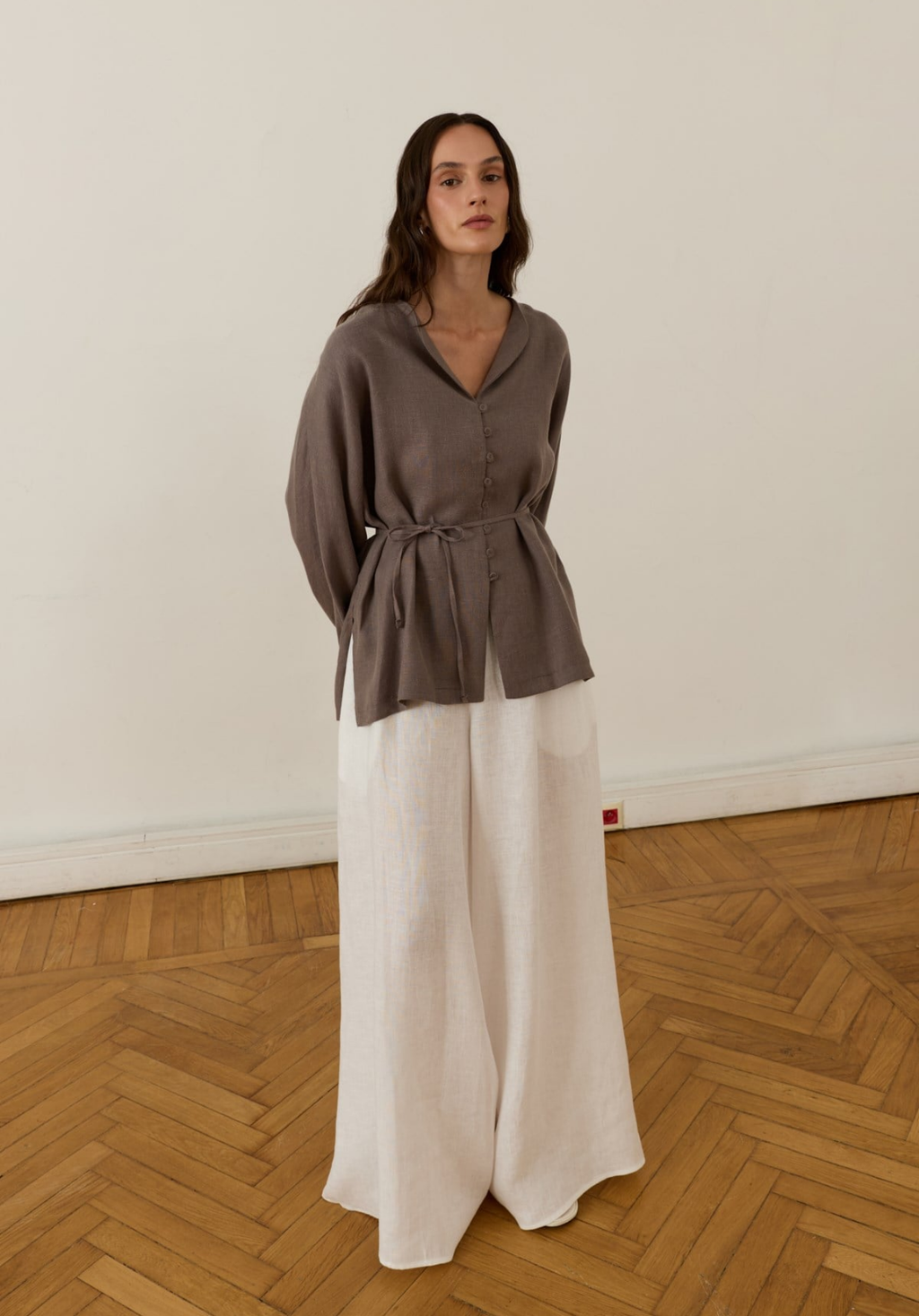 Bella Belted Linen Shirt Anthracite