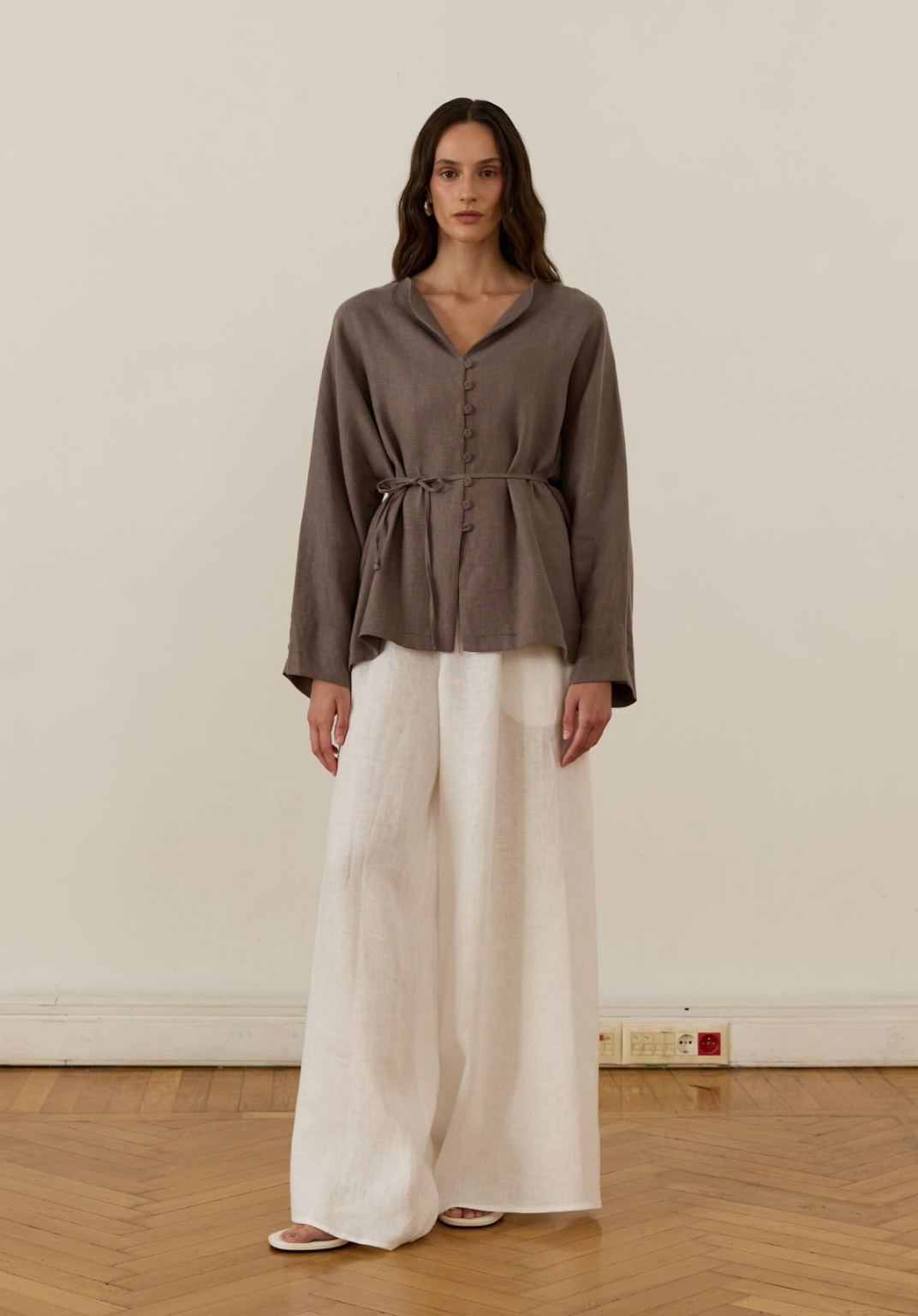 Bella Belted Linen Shirt Anthracite