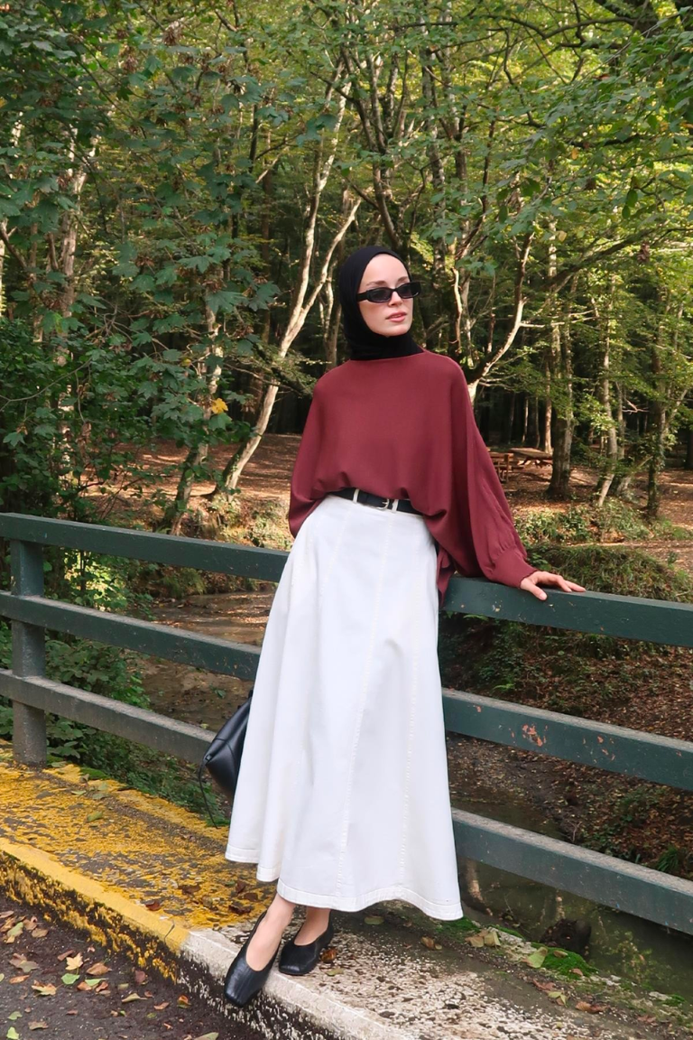 Thia Skirt White