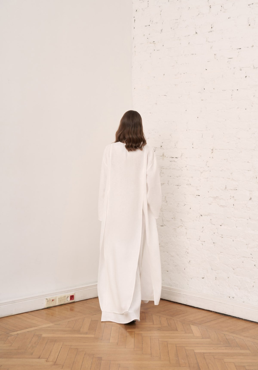 Sorayah Linen Blouse with Slit Detail - White
