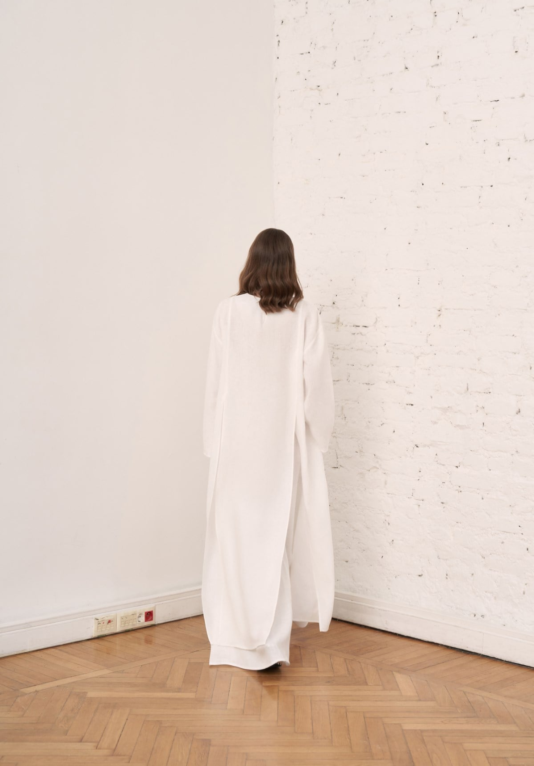 Sorayah Linen Blouse with Slit Detail - White