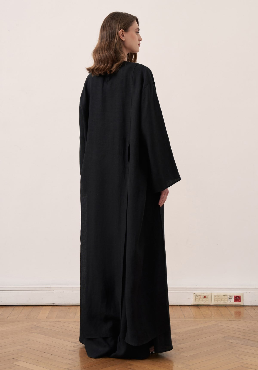 Sorayah Linen Blouse with Slit Detail - Black
