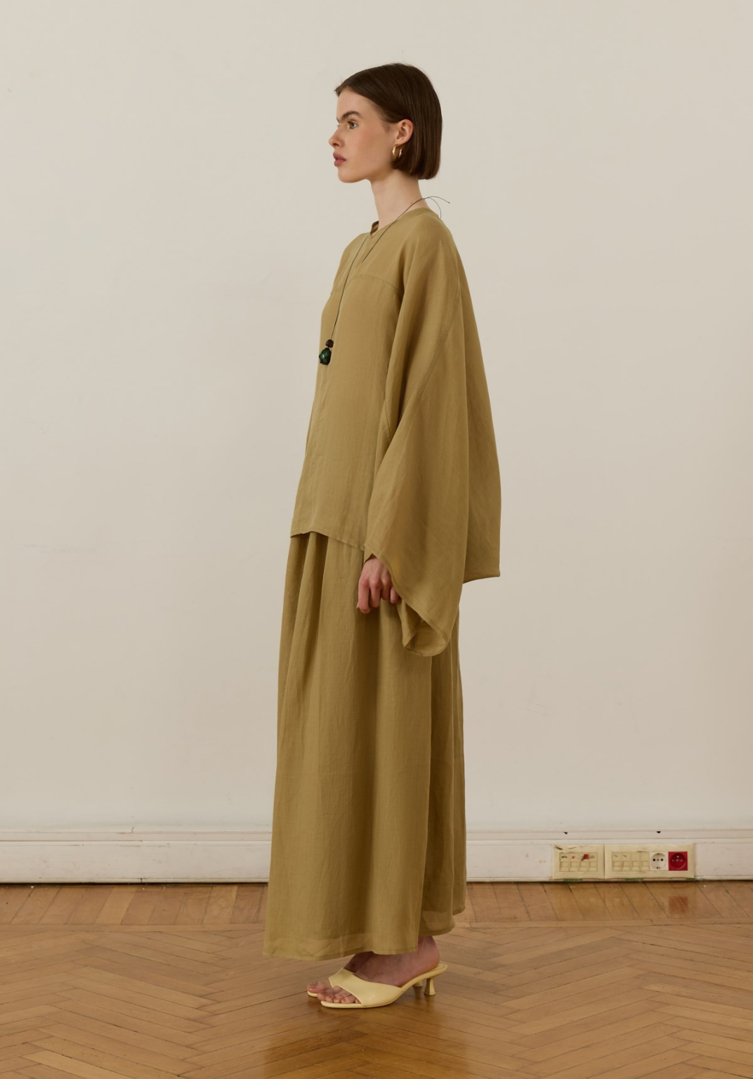 Lila Rami Skirt Co-Ord Olive Green