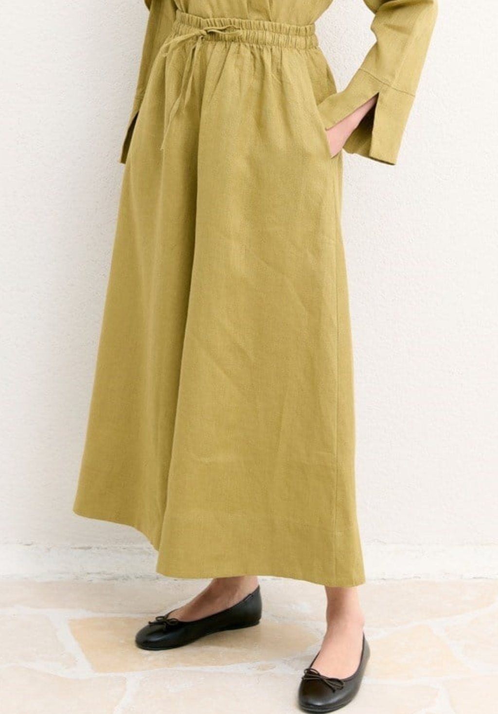Hala Wide Leg Organic Linen Trousers – Olive