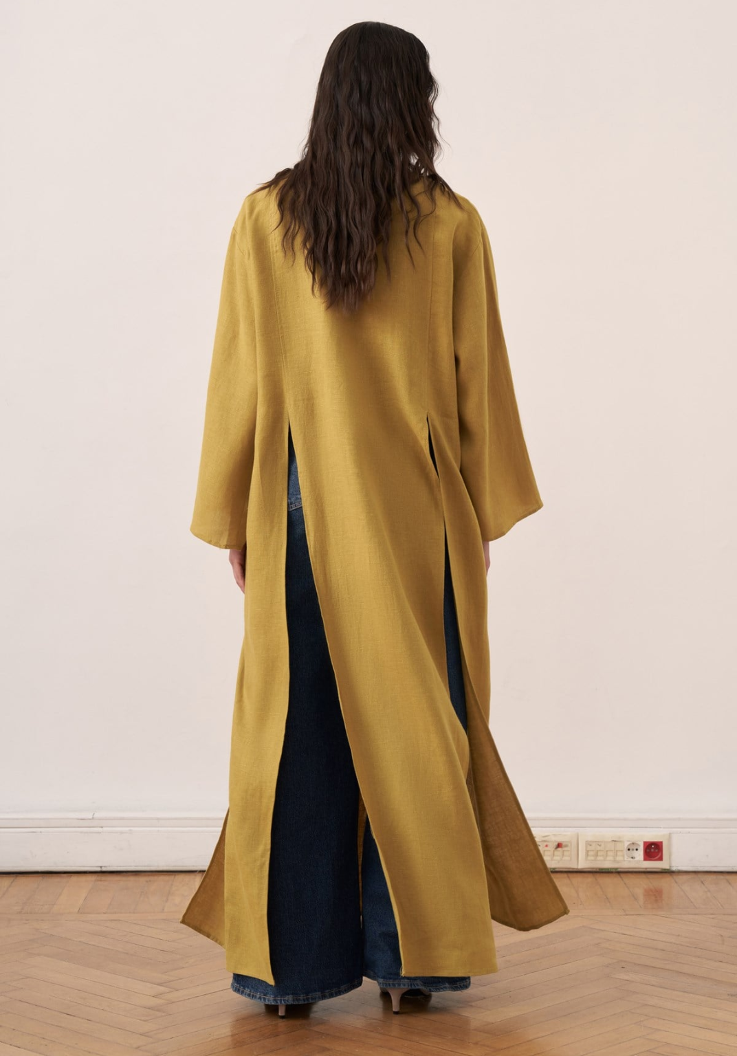 Sorayah Linen Blouse with Slit Detail - Olive