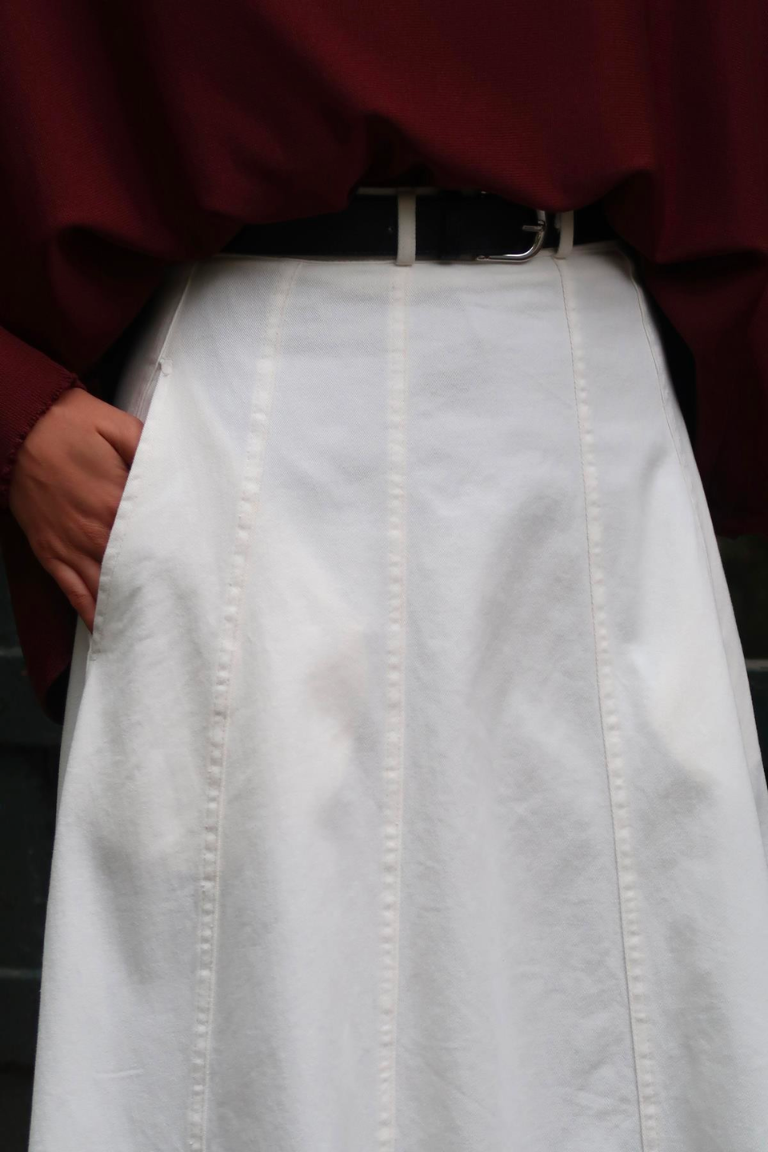 Thia Skirt White