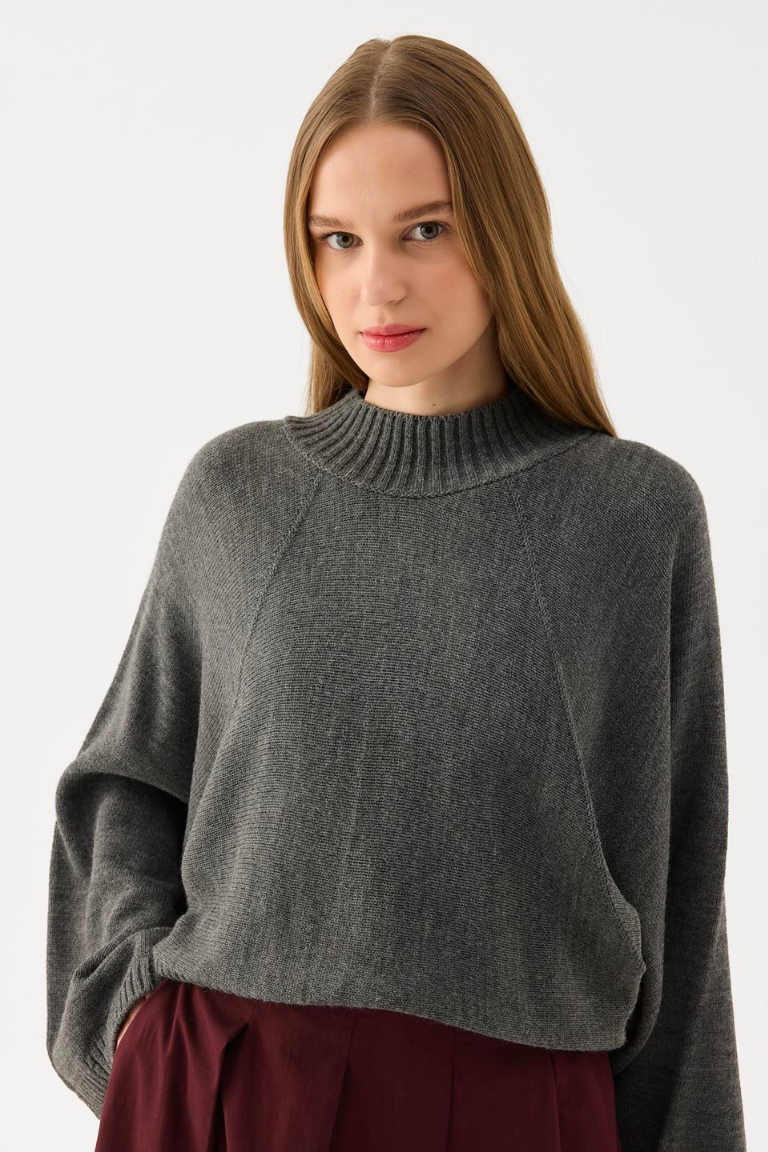 Tahira Sweater Grey