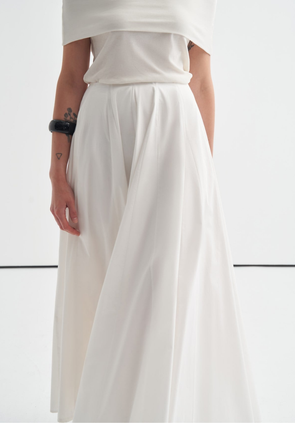 Lulu Skirt with Stitching Detail White