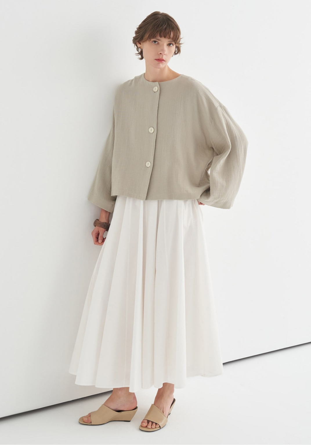Cleo Mother-of-Pearl Buttoned Muslin Jacket Soft Green