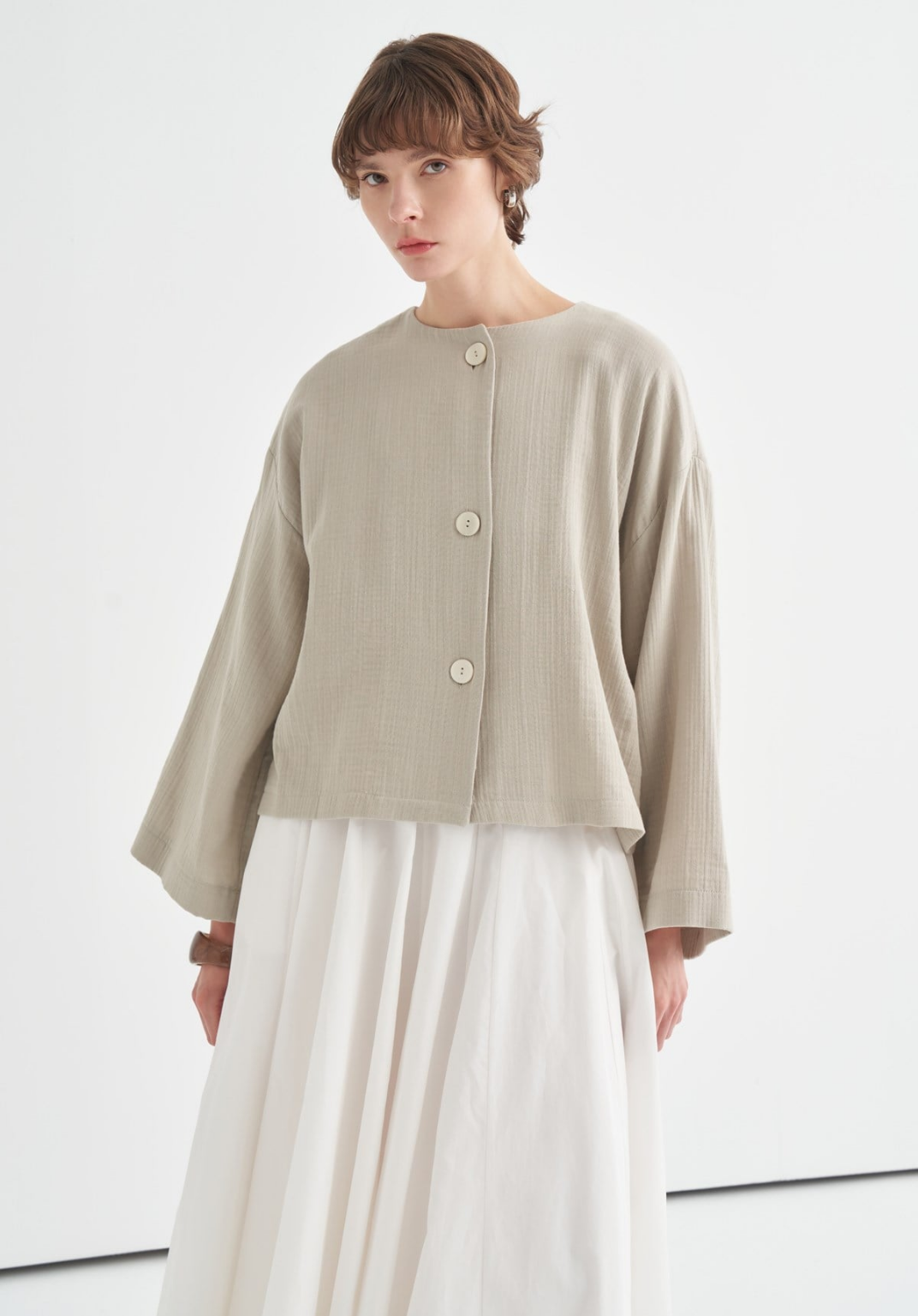 Cleo Mother-of-Pearl Buttoned Muslin Jacket Soft Green