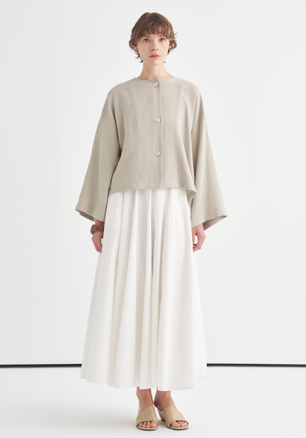 Cleo Mother-of-Pearl Buttoned Muslin Jacket Soft Green