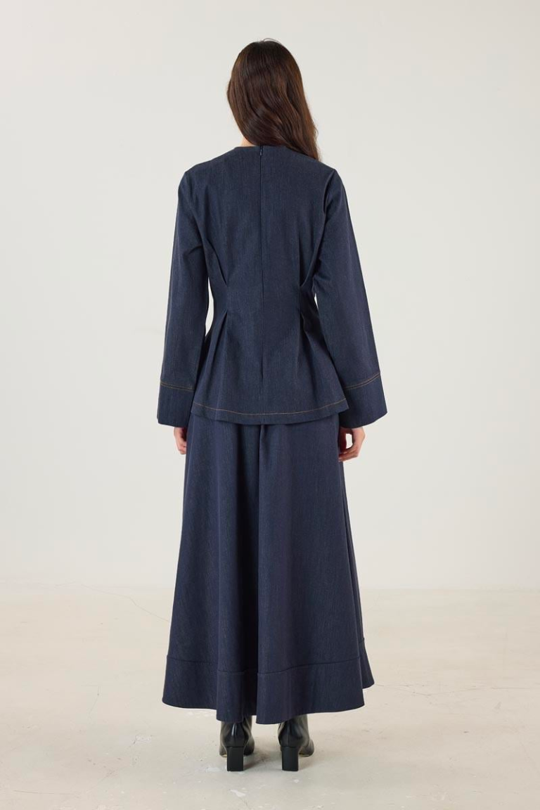 Crew Neck Pleated Denim Blouse – Navy