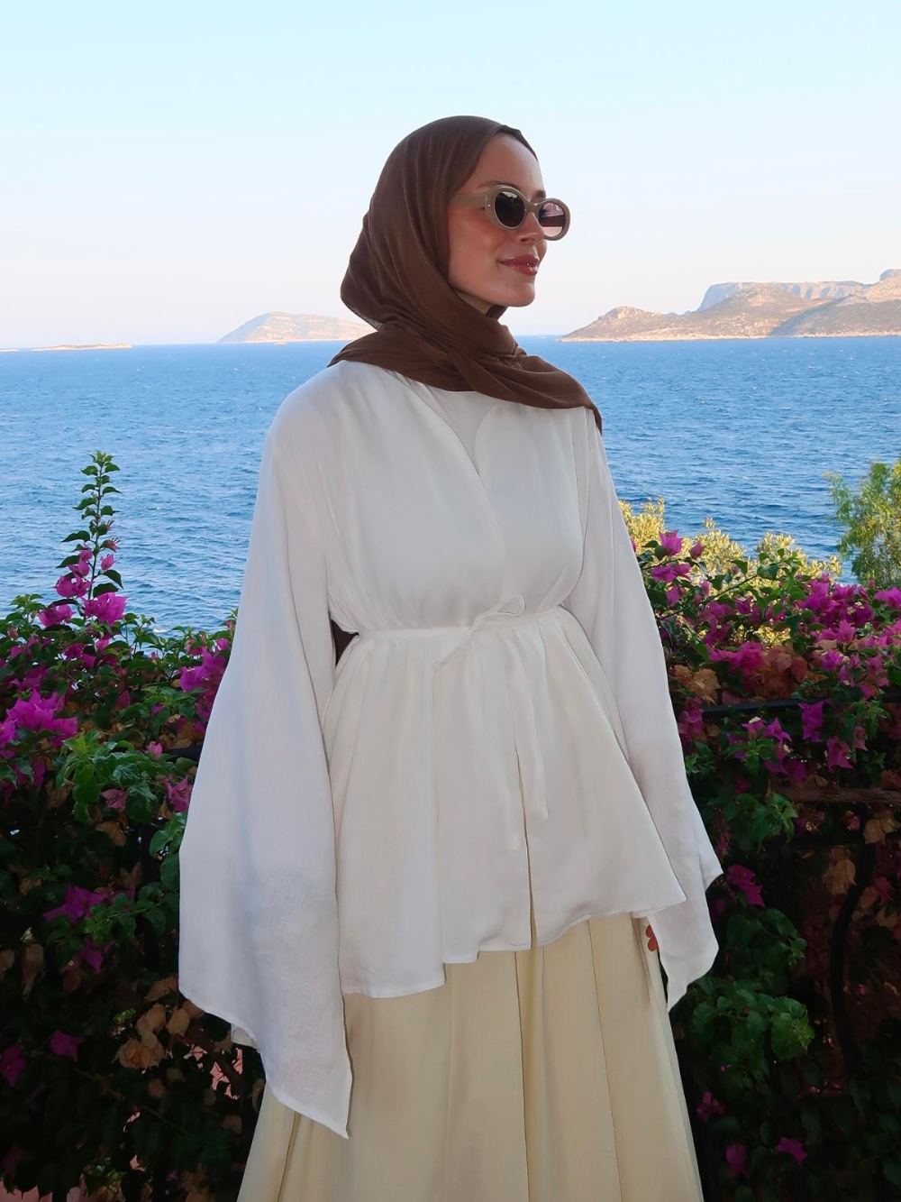 Noir Kimono White