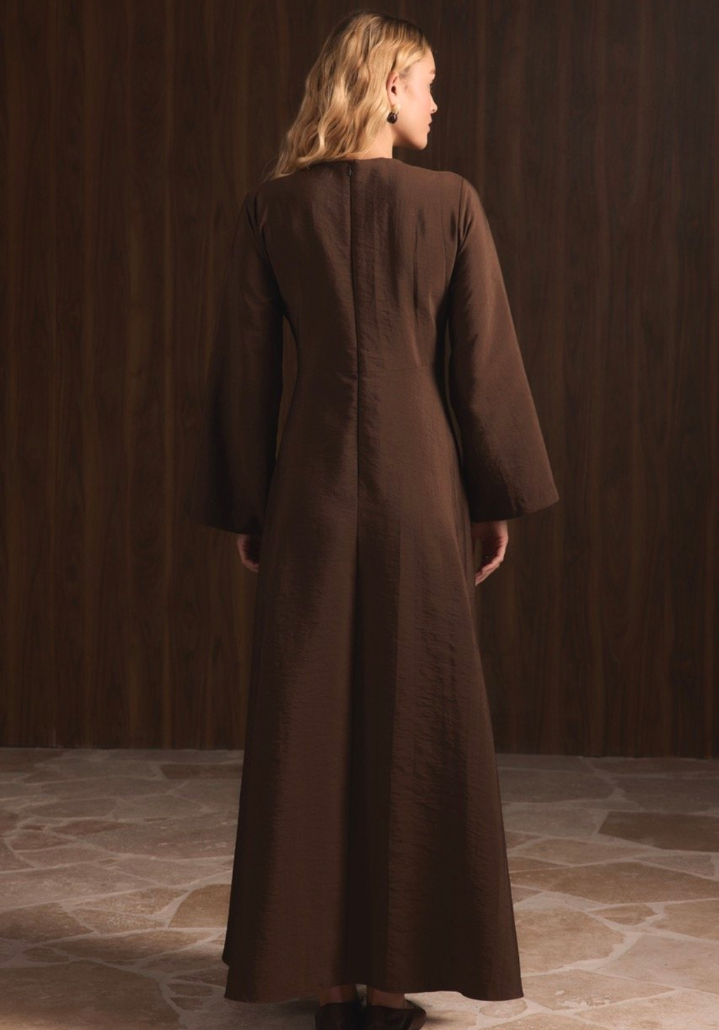 Zoya Brooch Maxi Dress Brown
