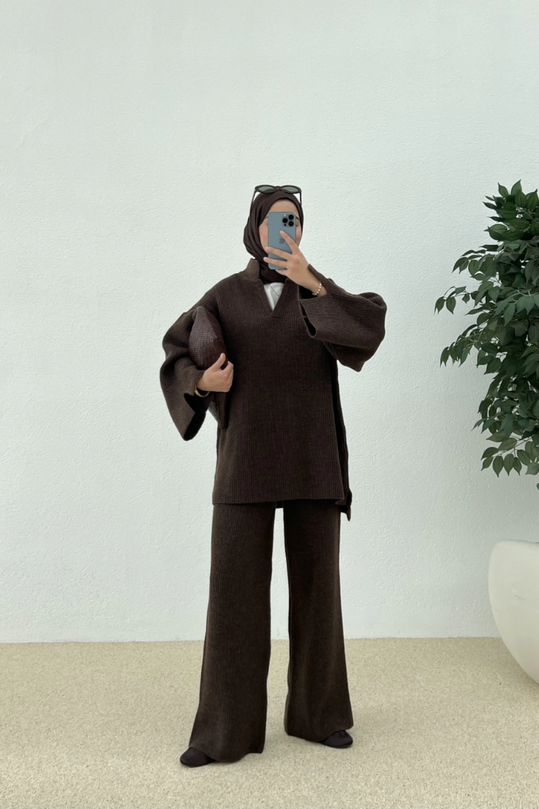 Polo Collar Knit Trouser Co-ord Brown