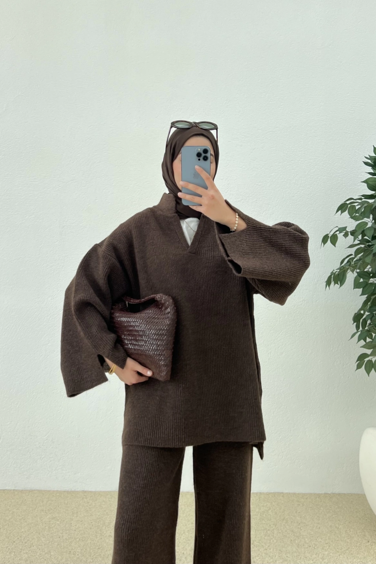 Polo Collar Knit Trouser Co-ord Brown