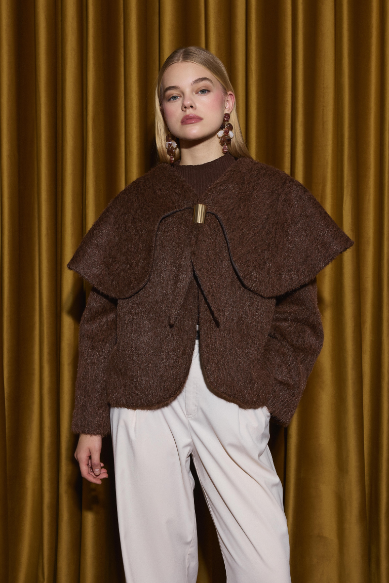 Seraphine Wide Collar Short Fur - Brown