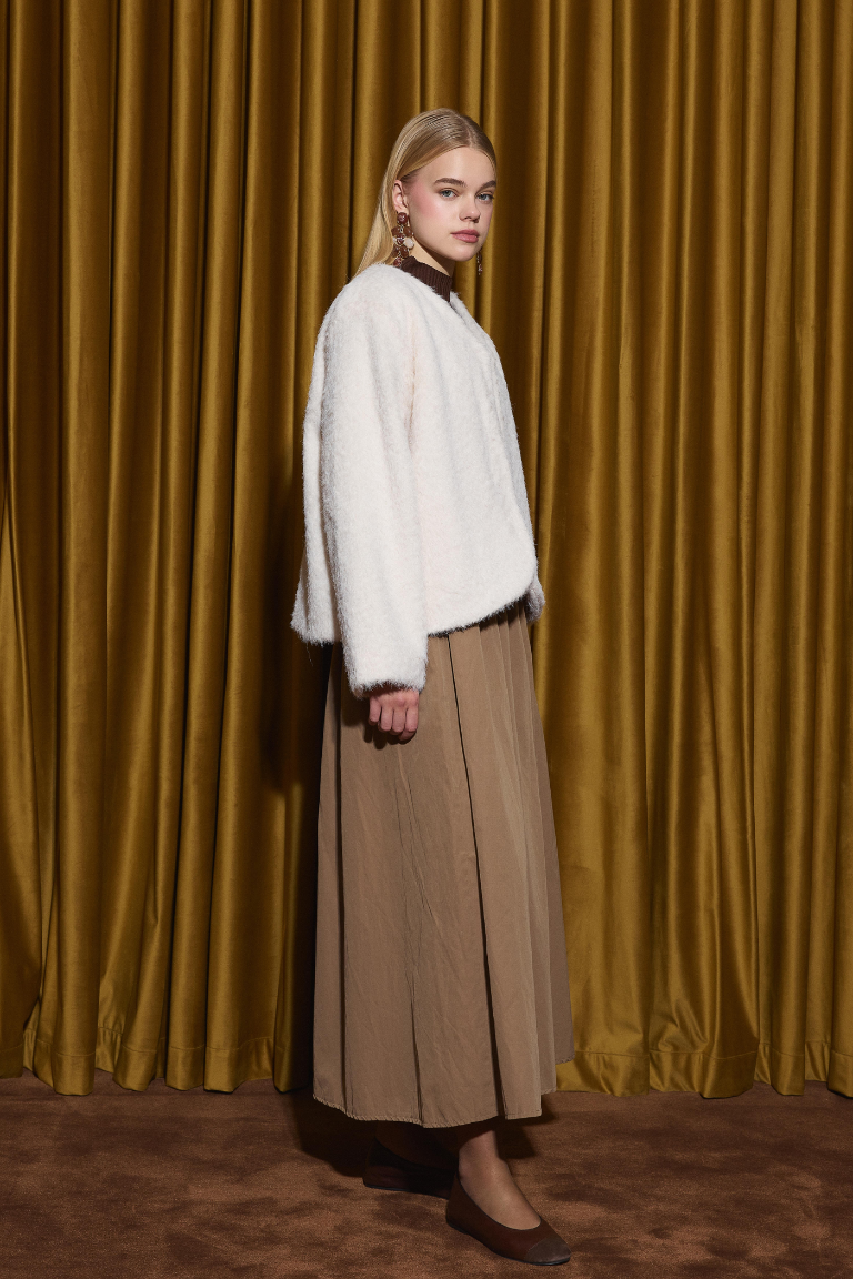 Seraphine Wide Collar Short Fur - Off-White