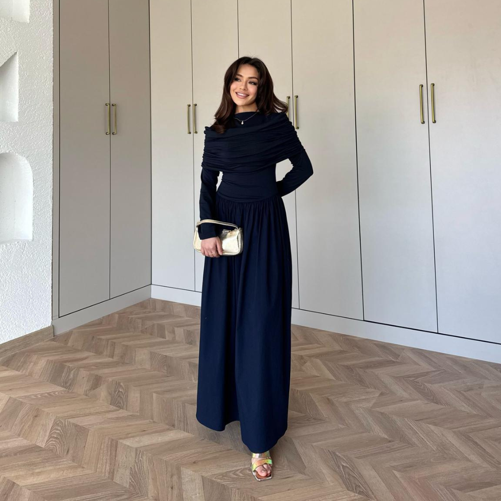 Hanna Dress with Collar Detail Navy