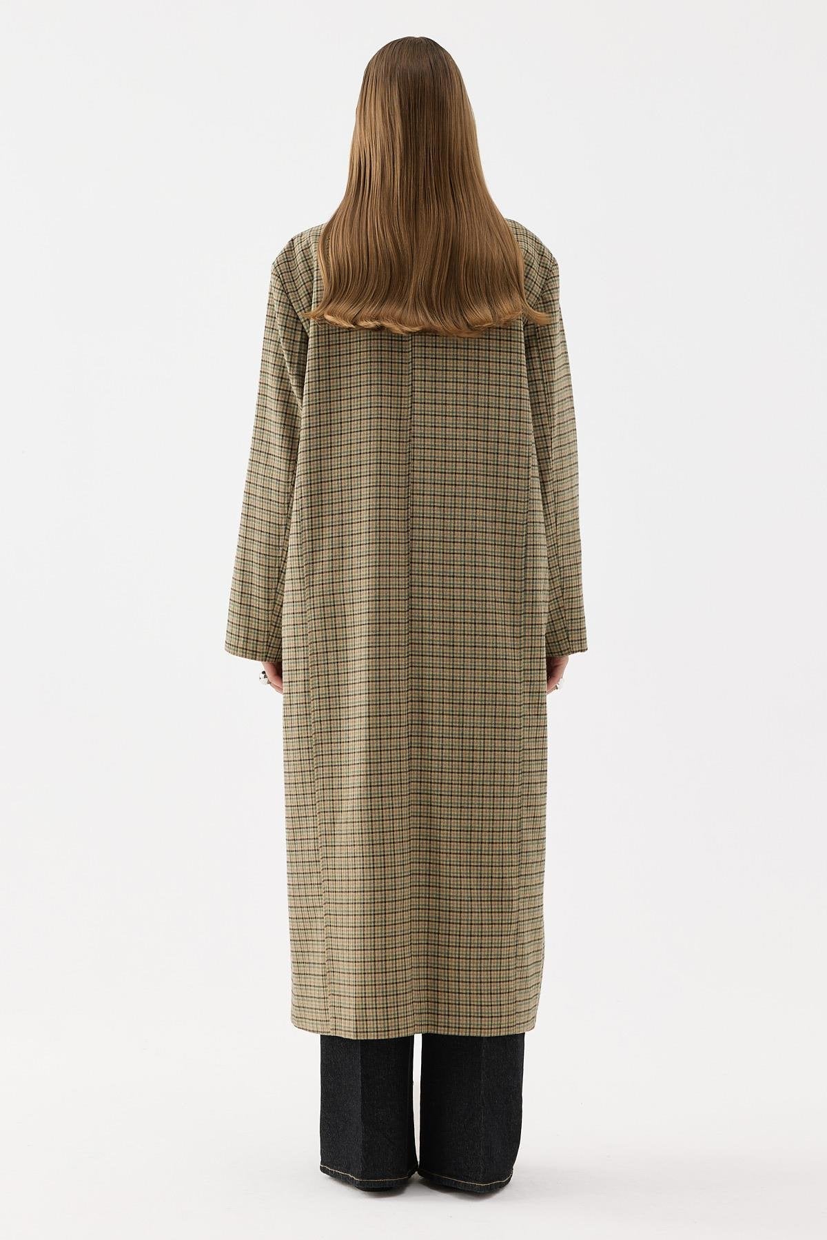 City Lightweight Plaid Coat